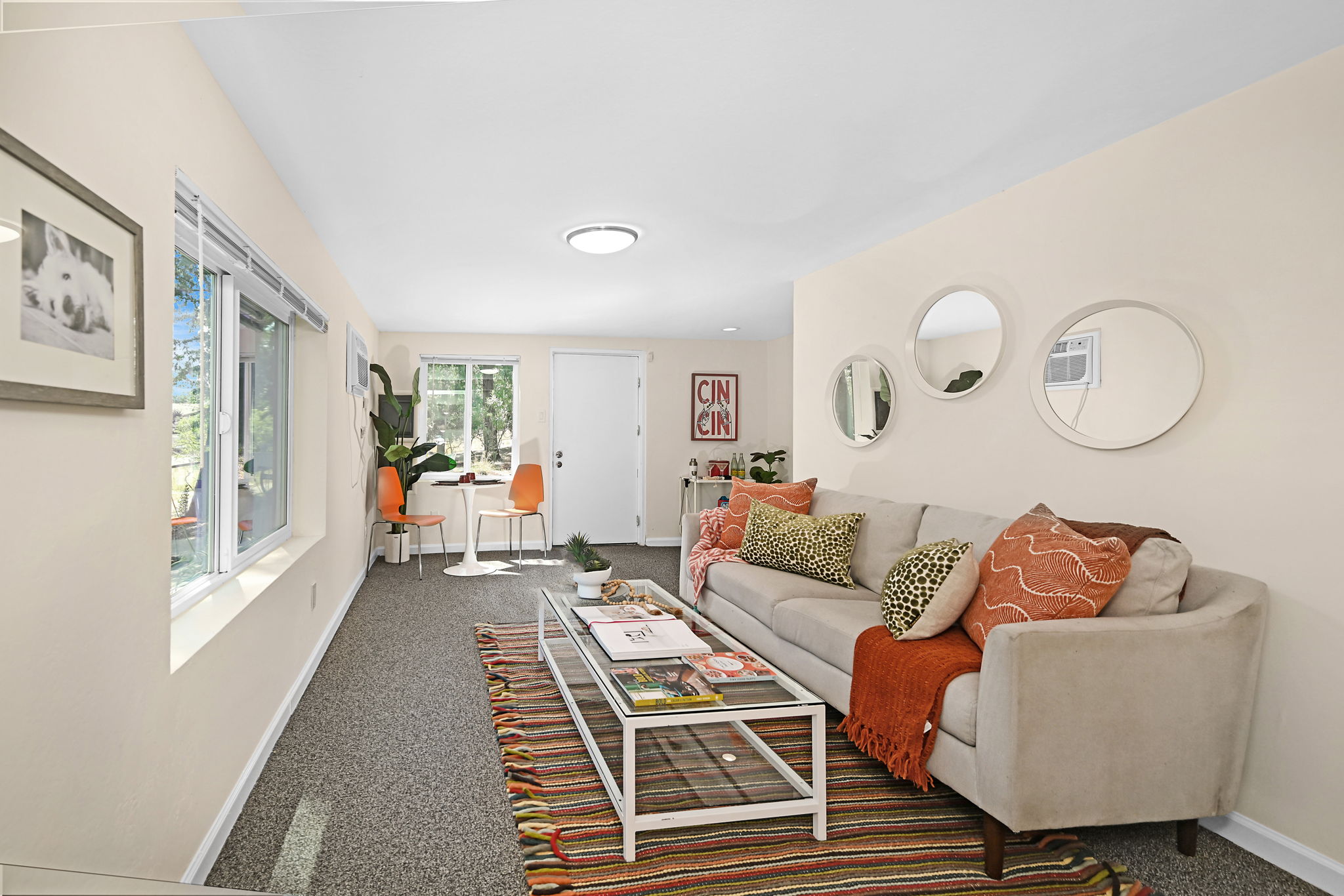 2 Entries to Lower One-Bedroom Dwelling