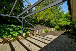Additional Patio/Yard Space off Family Room