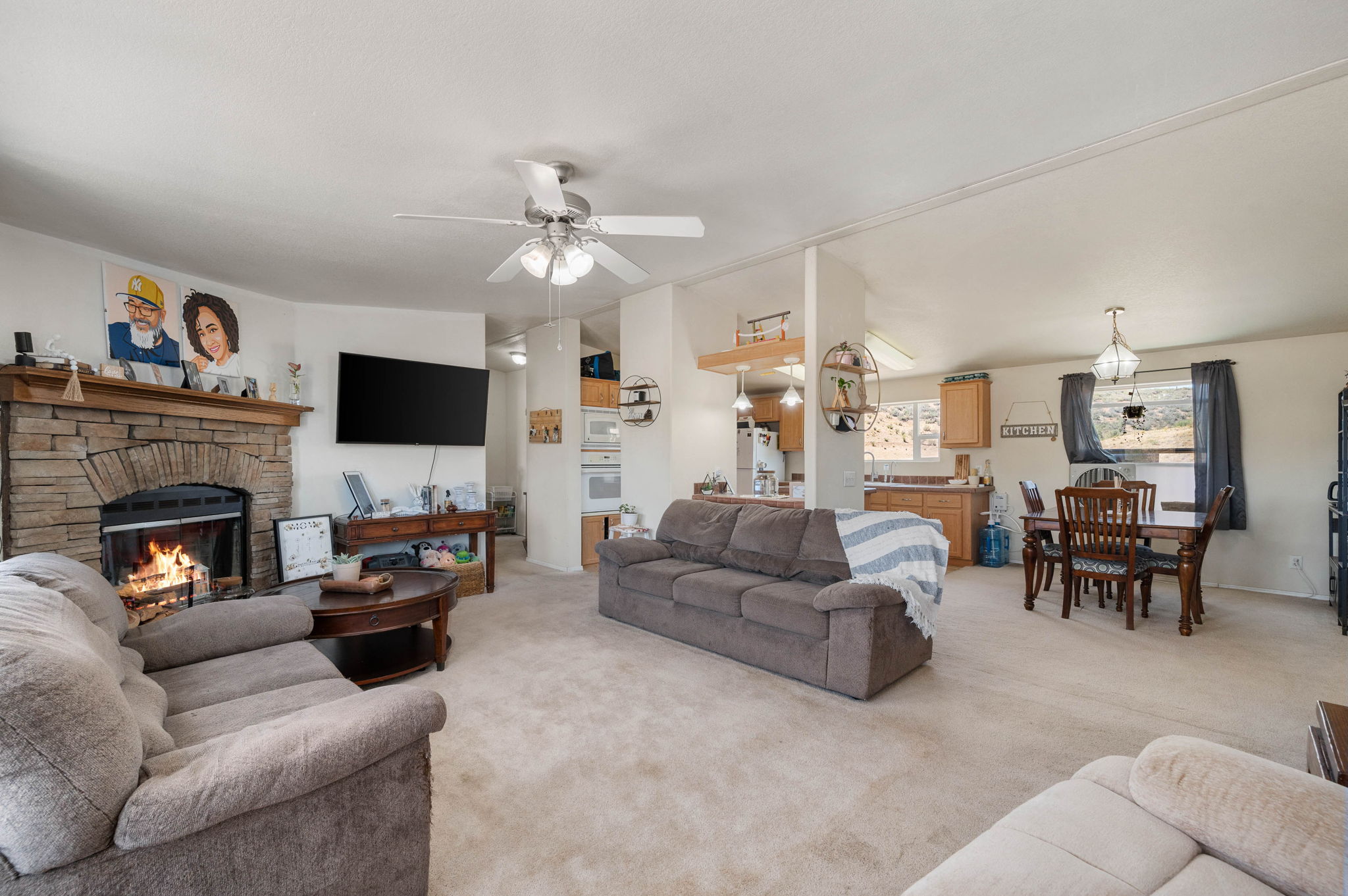 Living Room (3)