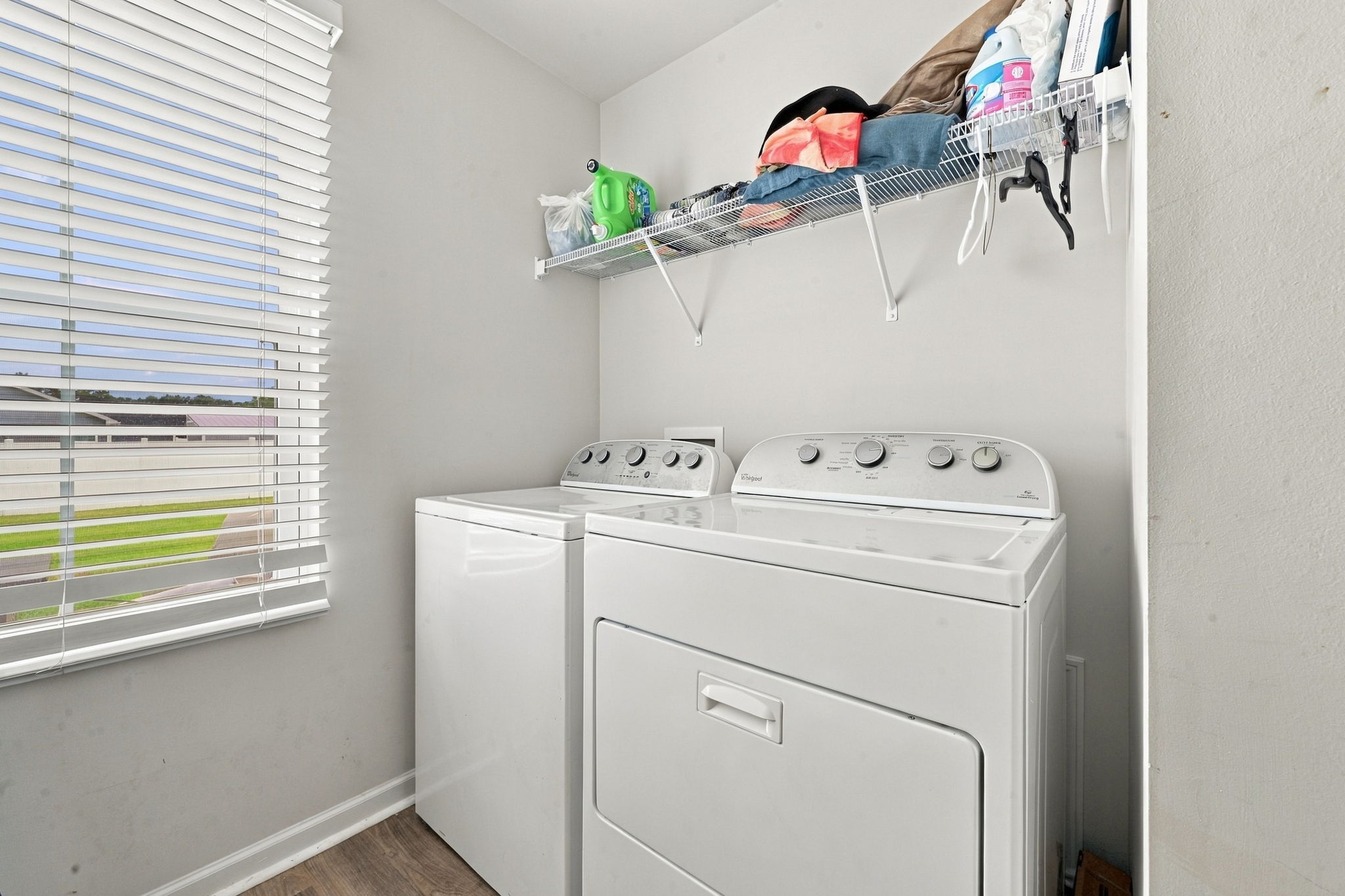  Photo 23