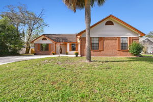 Welcome Home! 1069 Chesterfield Cir. Winter Springs, FL 32708