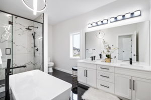 1069 Green Oaks Ln - Interior-24