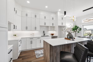 1069 Green Oaks Ln - Interior-13
