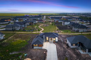 1069 Green Oaks Ln - Twilight-6