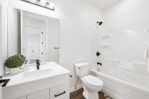1069 Green Oaks Ln - Interior-19
