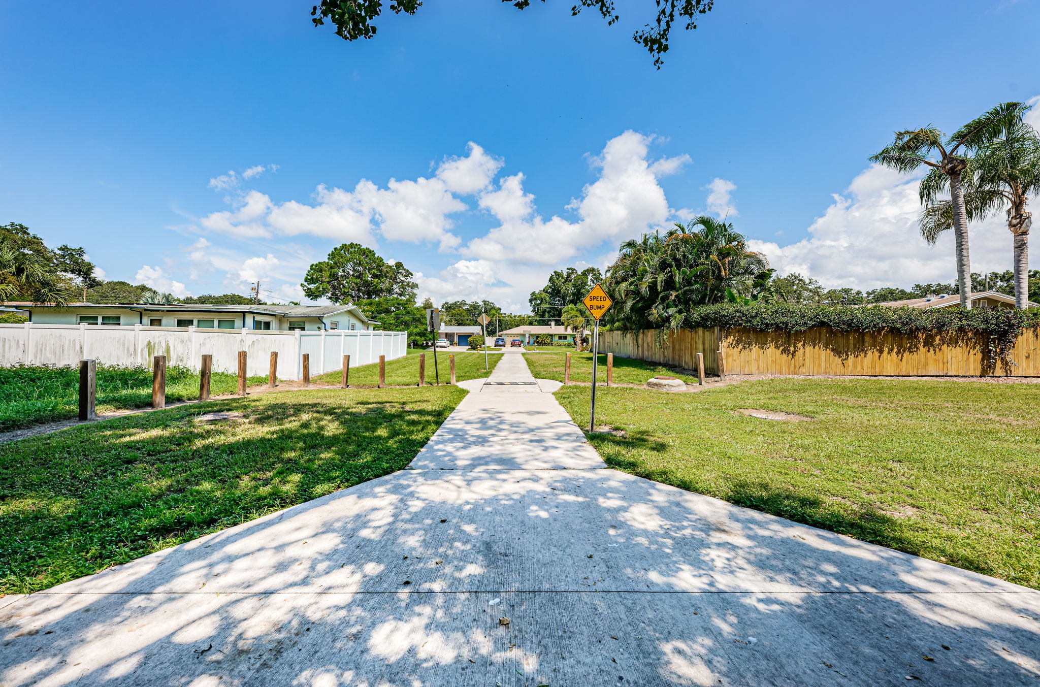 Neighborhood Trail to Park5