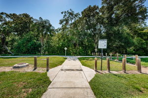 Neighborhood Trail to Park2