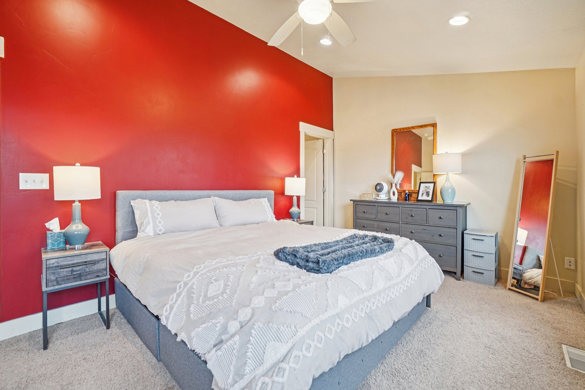 S Topview Rd-S2702-024.jpg