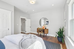 6th St-S1305-027.jpg