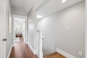 6th St-S1305-030.jpg