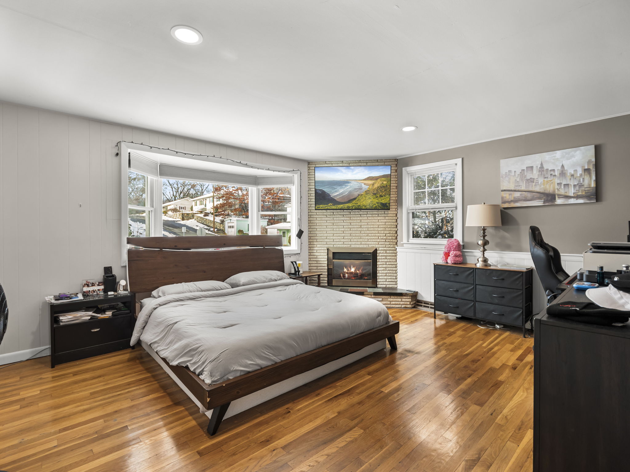 107 7th Ave Lowell MA 17