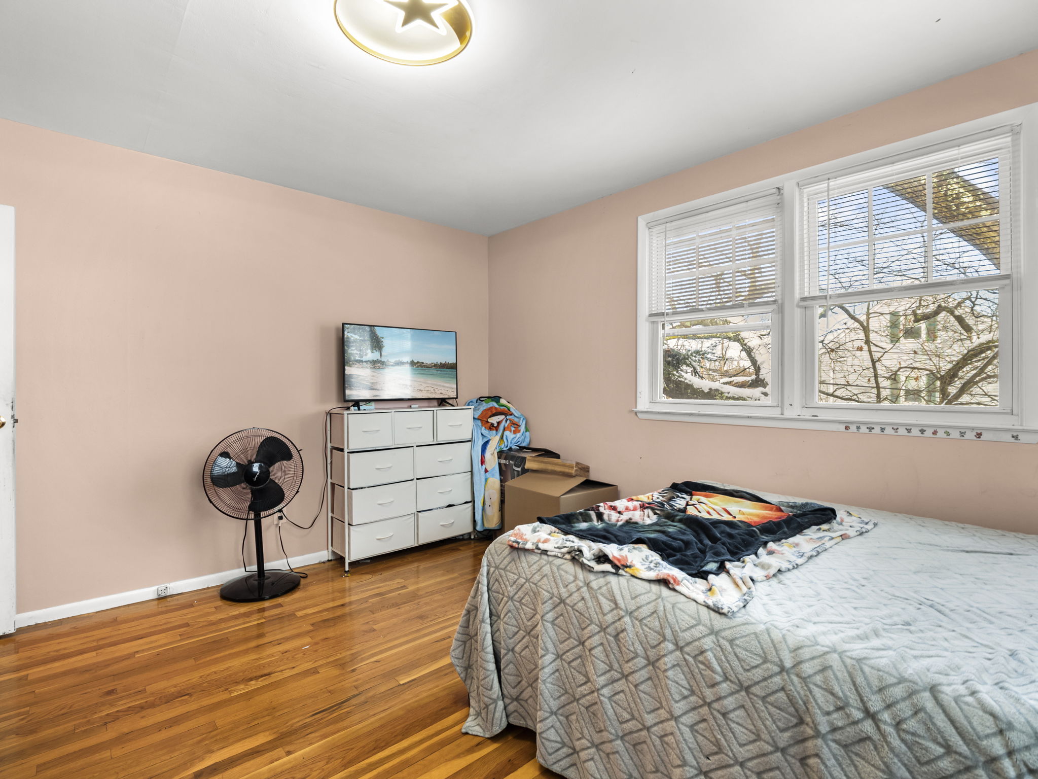 107 7th Ave Lowell MA 16