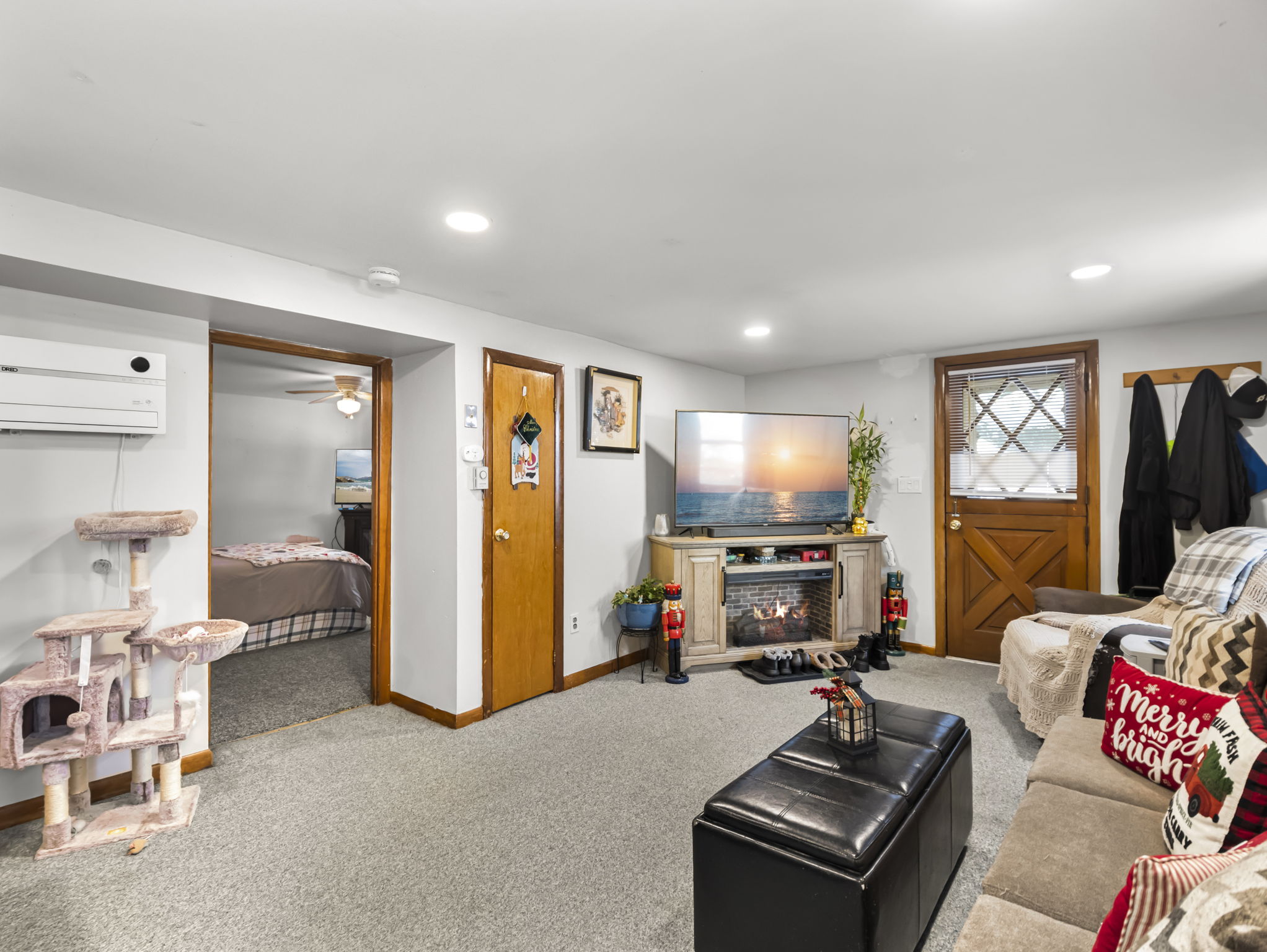 107 7th Ave Lowell MA 7