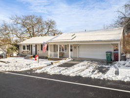 107 7th Ave Lowell MA 40