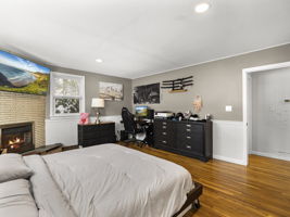 107 7th Ave Lowell MA 18