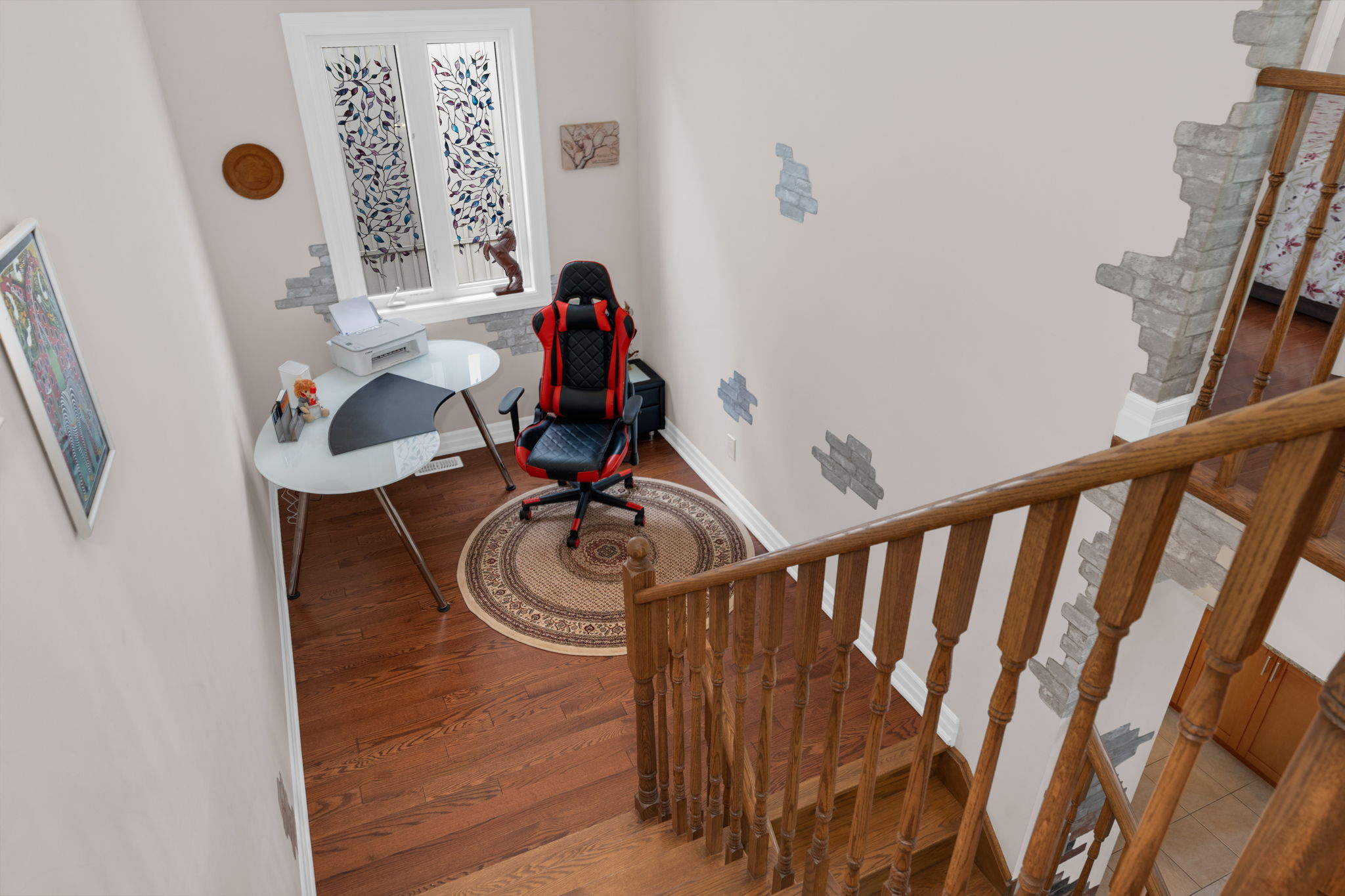  Photo 24