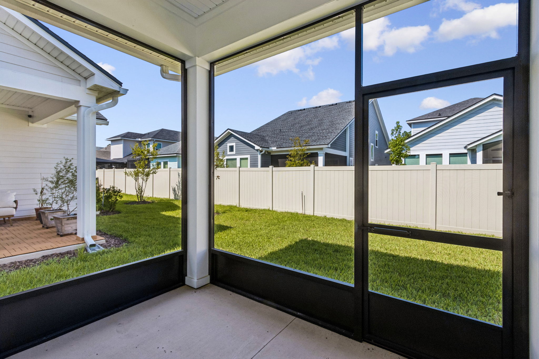 Screened-in Porch