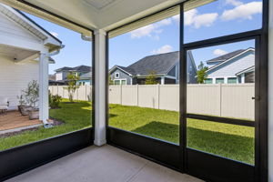 Screened-in Porch