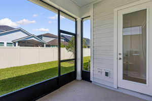 Screened-in Porch