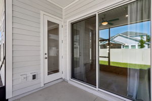 Screened-in Porch