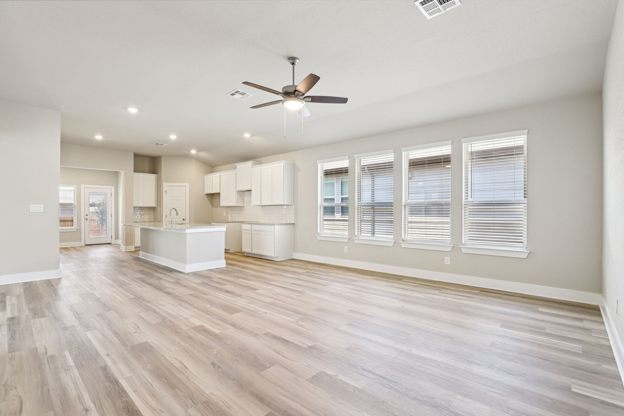 107 Barton Pt-S2608-007
