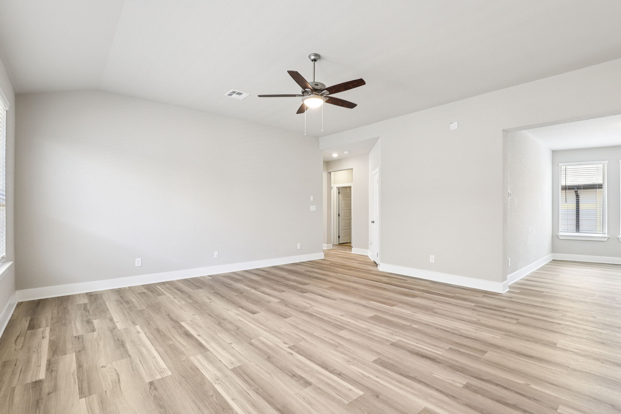 107 Barton Pt-S2608-009