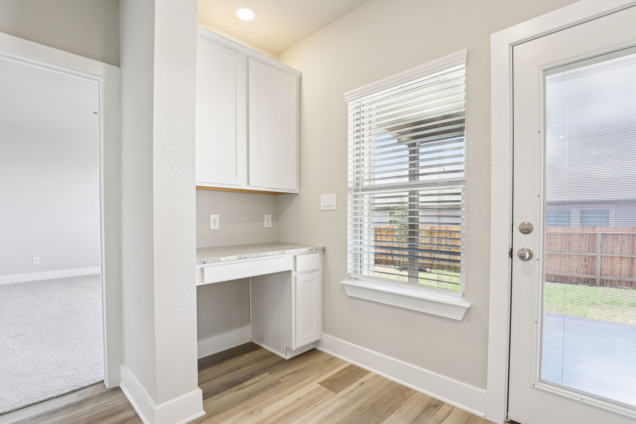 107 Barton Pt-S2608-018