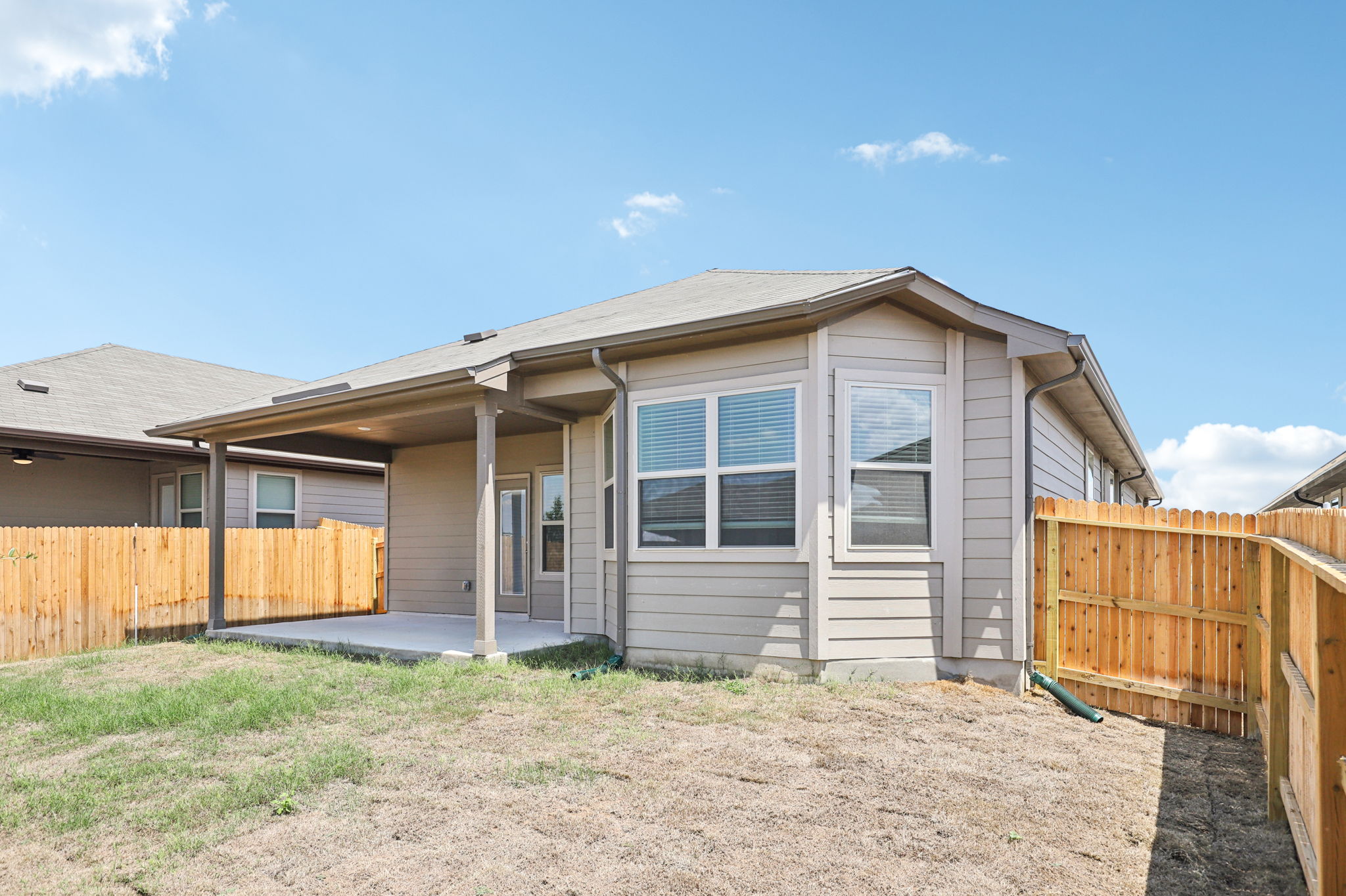 107 Barton Pt-S2608-039