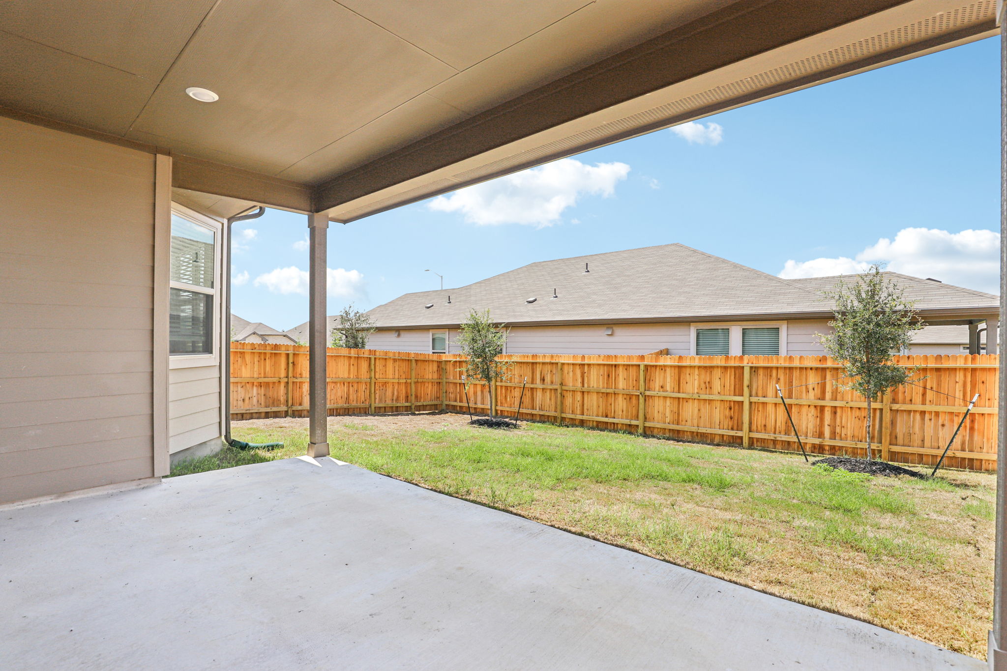 107 Barton Pt-S2608-042