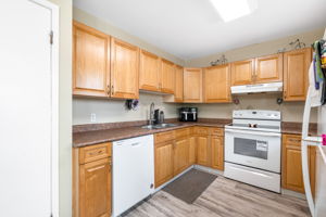 107 Berkshire Bay - Interior-8