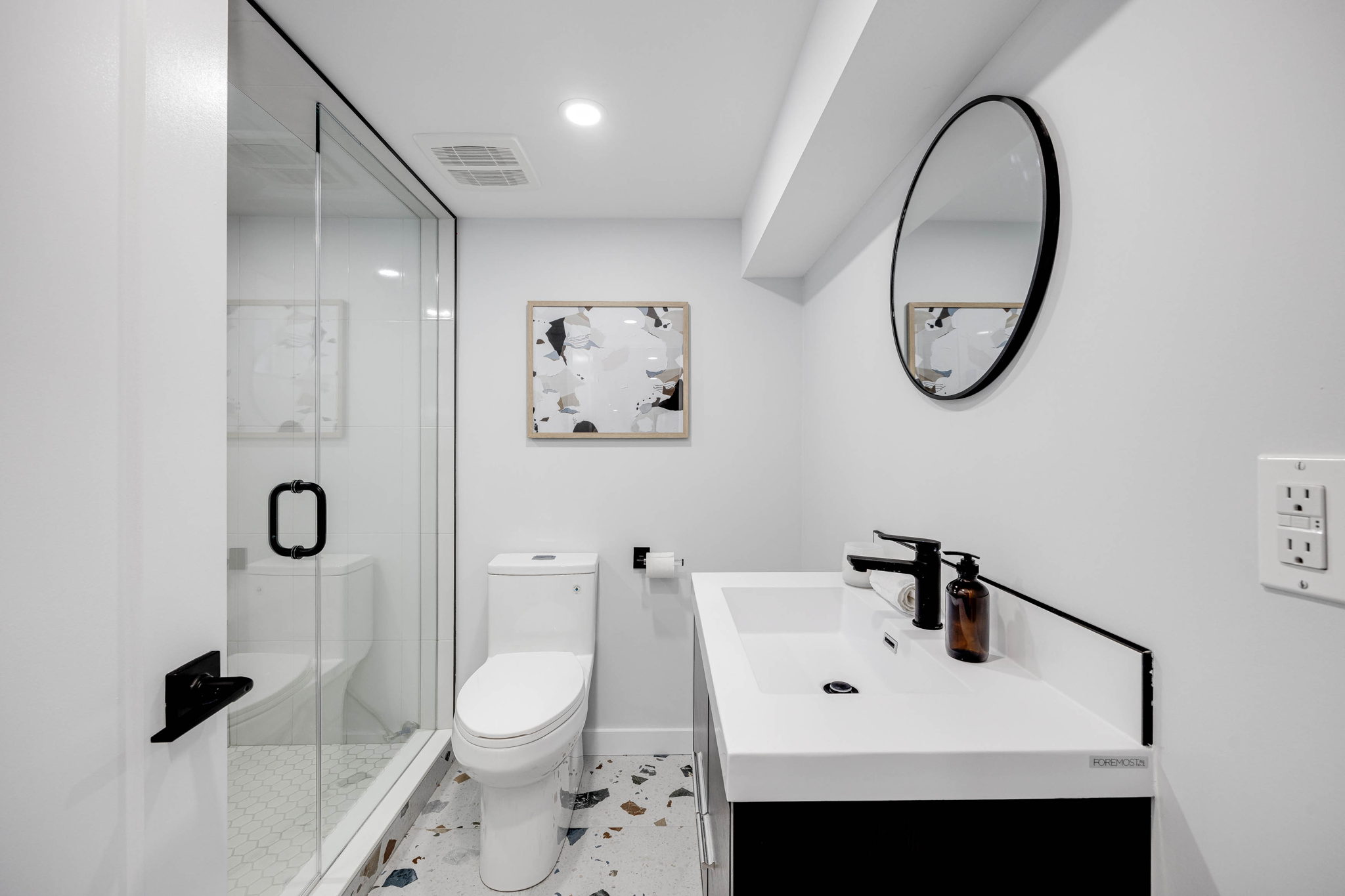 107 Bertmount Ave, Toronto, ON M4M 2X8, Canada Photo 46