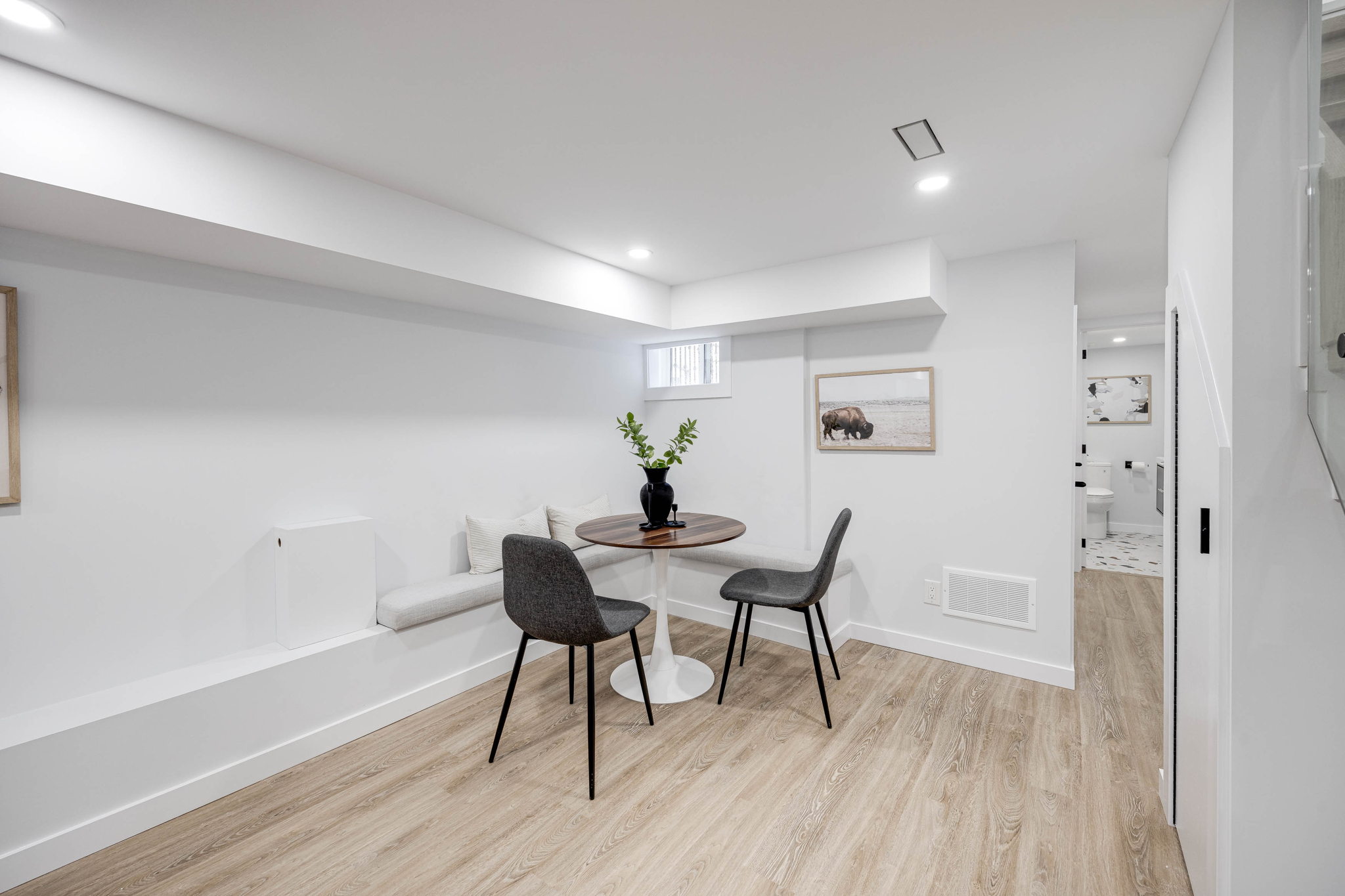 107 Bertmount Ave, Toronto, ON M4M 2X8, Canada Photo 43