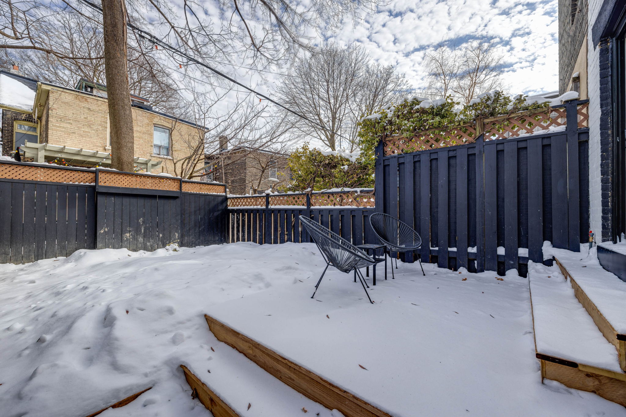 107 Bertmount Ave, Toronto, ON M4M 2X8, Canada Photo 49