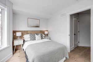 107 Bertmount Ave, Toronto, ON M4M 2X8, Canada Photo 29