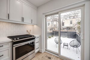 107 Bertmount Ave, Toronto, ON M4M 2X8, Canada Photo 17