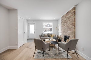 107 Bertmount Ave, Toronto, ON M4M 2X8, Canada Photo 20
