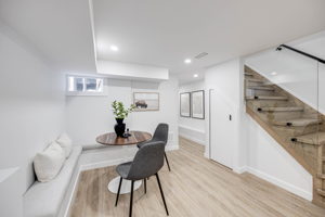107 Bertmount Ave, Toronto, ON M4M 2X8, Canada Photo 43
