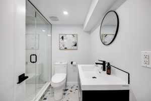 107 Bertmount Ave, Toronto, ON M4M 2X8, Canada Photo 45