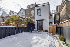 107 Bertmount Ave, Toronto, ON M4M 2X8, Canada Photo 49