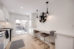 107 Bertmount Ave, Toronto, ON M4M 2X8, Canada Photo 14