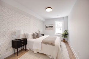 107 Bertmount Ave, Toronto, ON M4M 2X8, Canada Photo 21