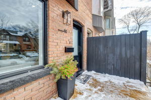107 Bertmount Ave, Toronto, ON M4M 2X8, Canada Photo 3