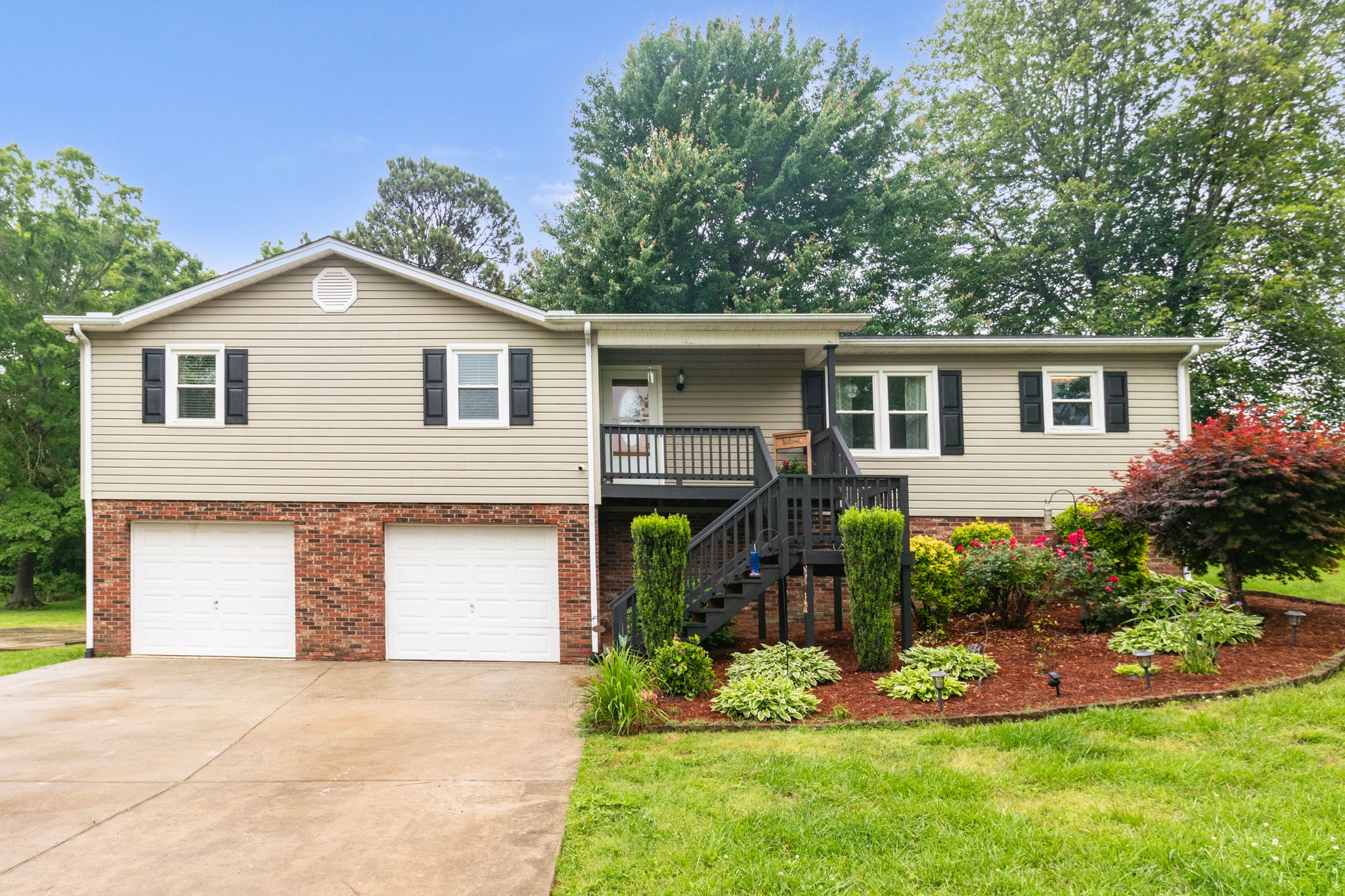107 Blair Dr-1