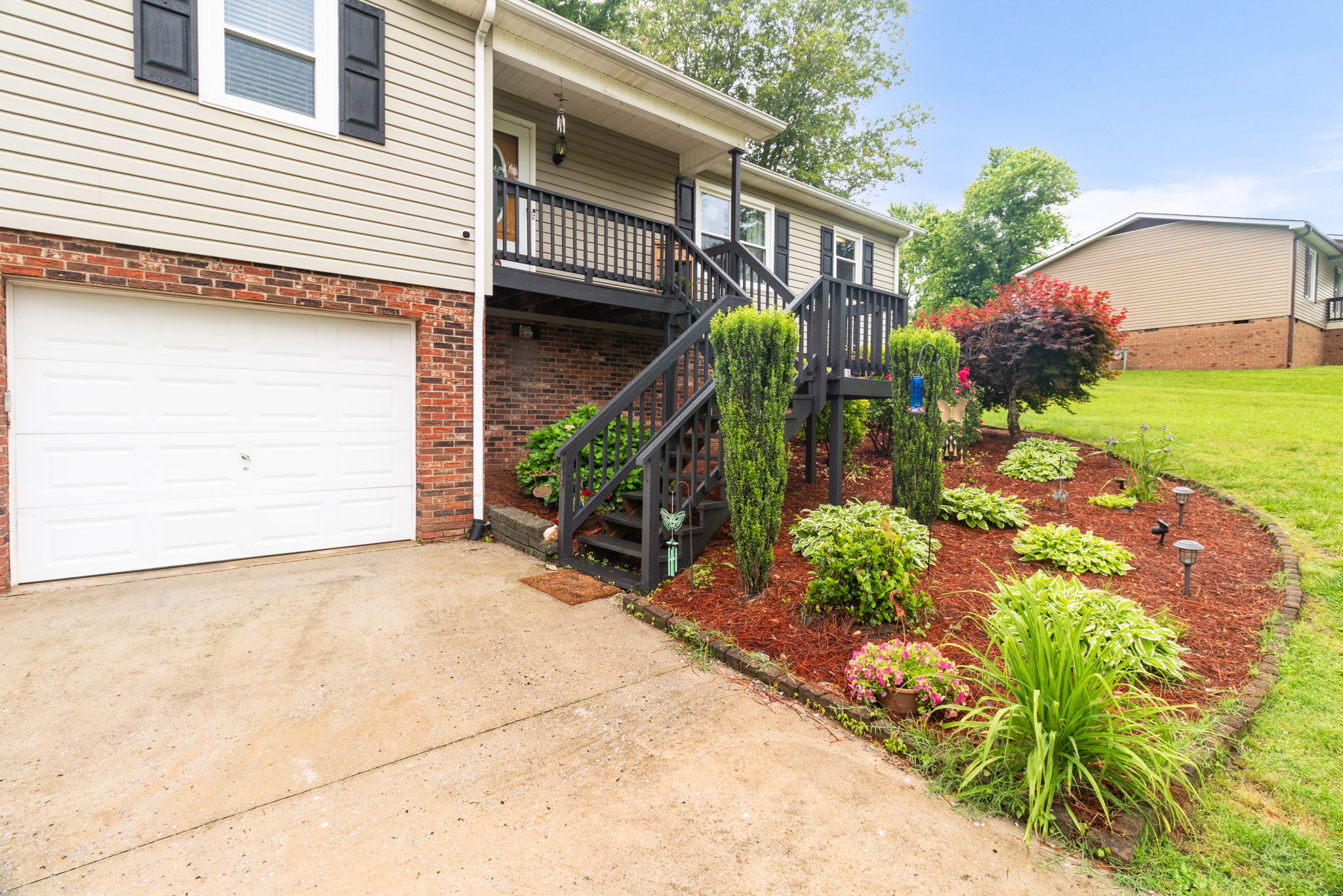 107 Blair Dr-5