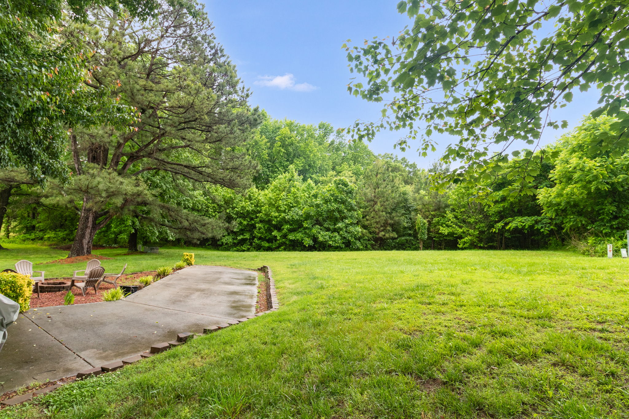 107 Blair Dr-31