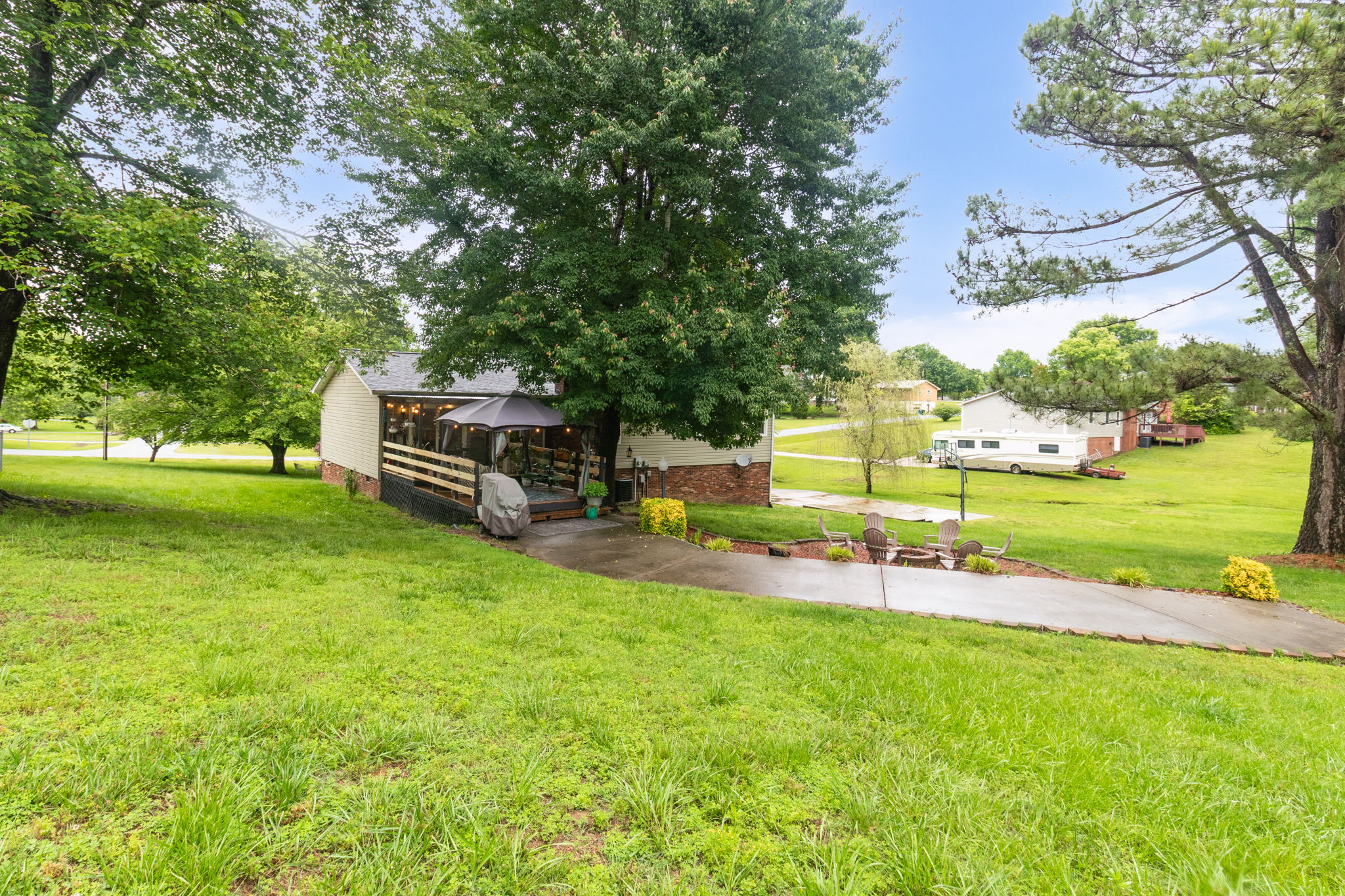 107 Blair Dr-32