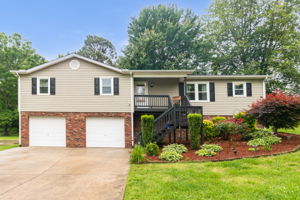 107 Blair Dr-1
