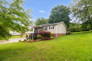 107 Blair Dr-3