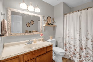 107 Blair Dr-26
