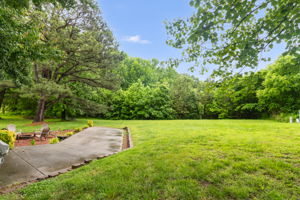 107 Blair Dr-31